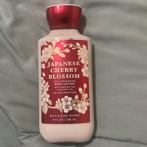Japanese cherry blossom lotion, Bath and Bodyworks, body lotion